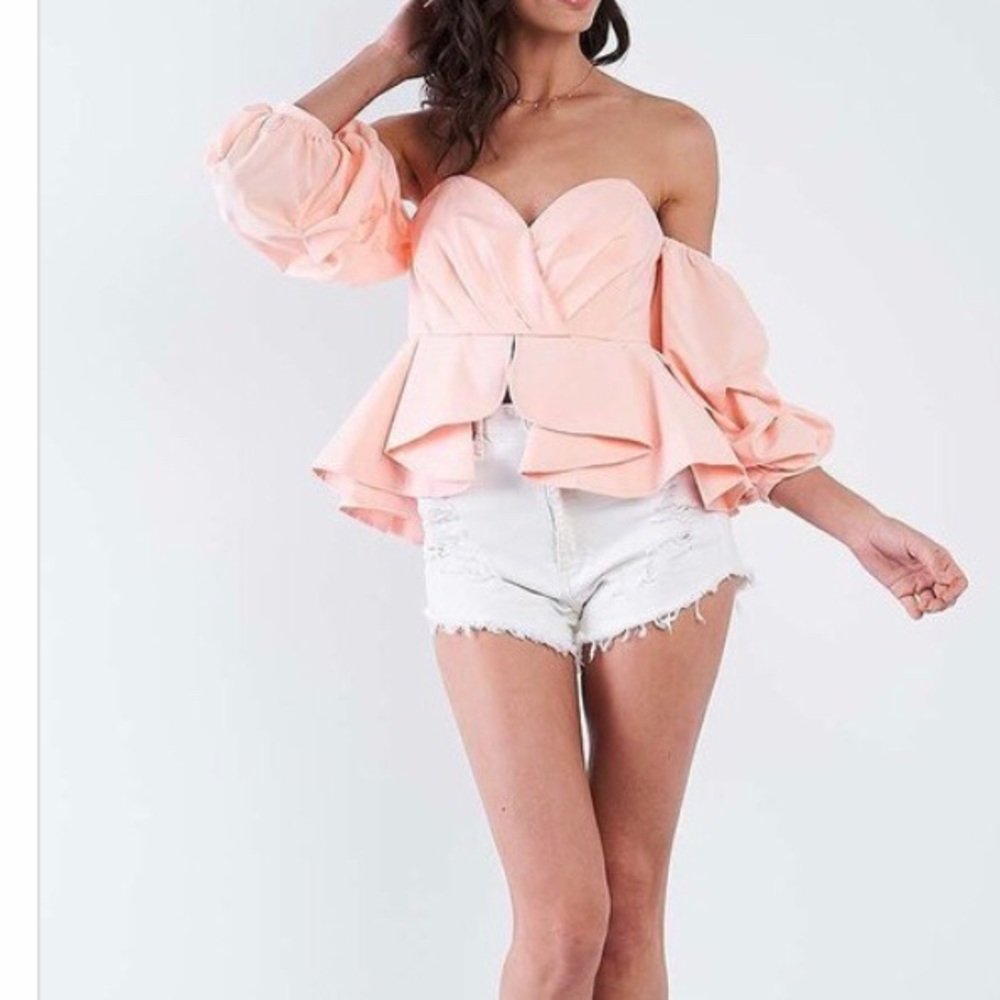 ‼️ Peach Puff Sleeve Peplum Top - Picture 4 of 4